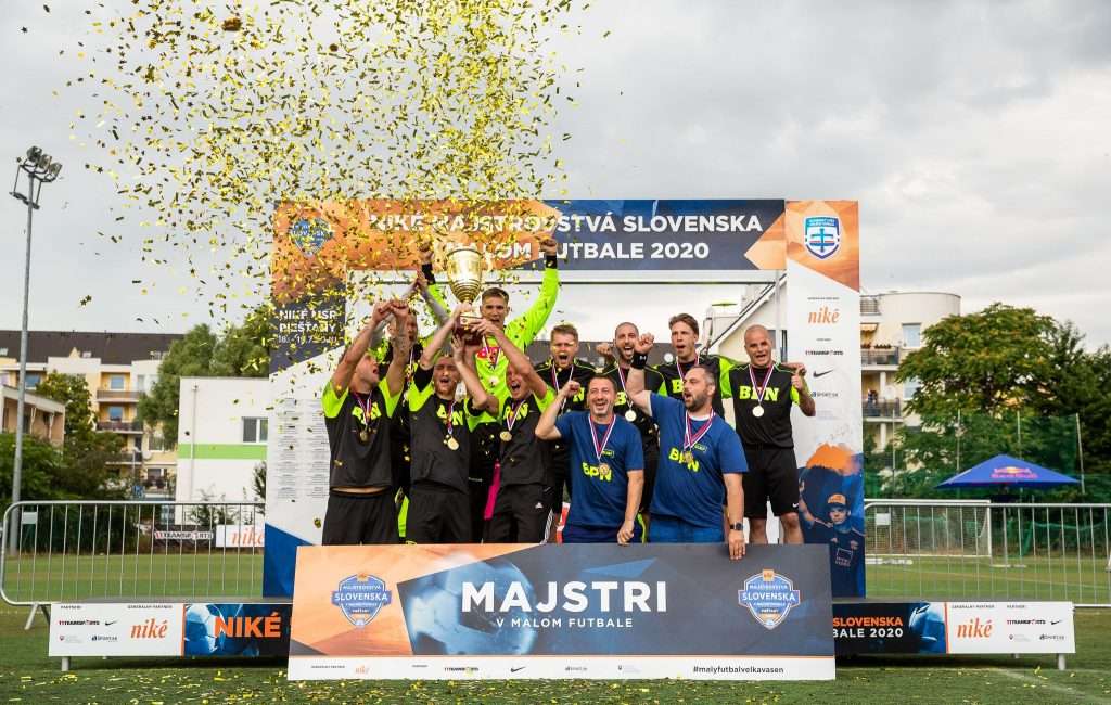Víťazom Niké Majstrovstiev Slovenska v malom futbale FC BPN Bratislava